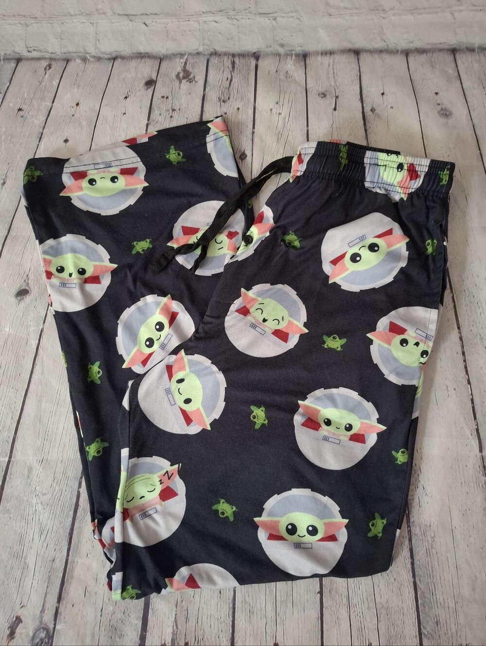 EUC Star Wars Grogu Baby Yoda Lounge Pants - Medium